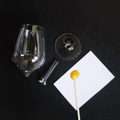 Kintsugi-set goud op wijnglas